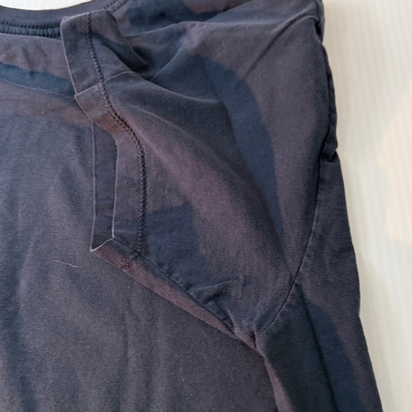 Burton Blue T-Shirt with Mountain Graphic - Picture 6 of 6